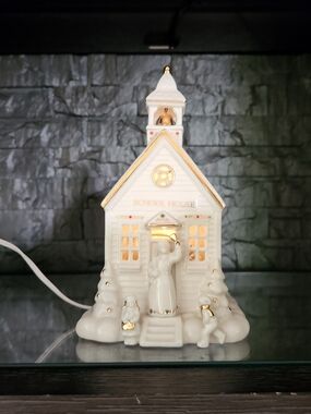 Lenox Village Treasures Mistletoe Park School House Light-Up Figurine